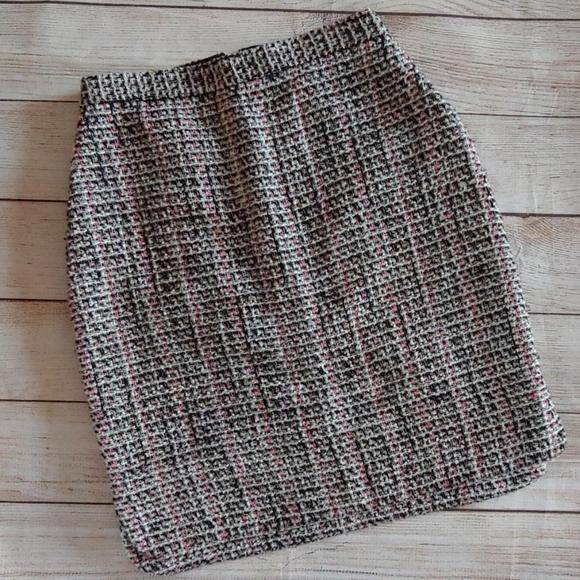 ANN TAYLOR WOVEN SKIRT SIZE 10 - Picture 1 of 6